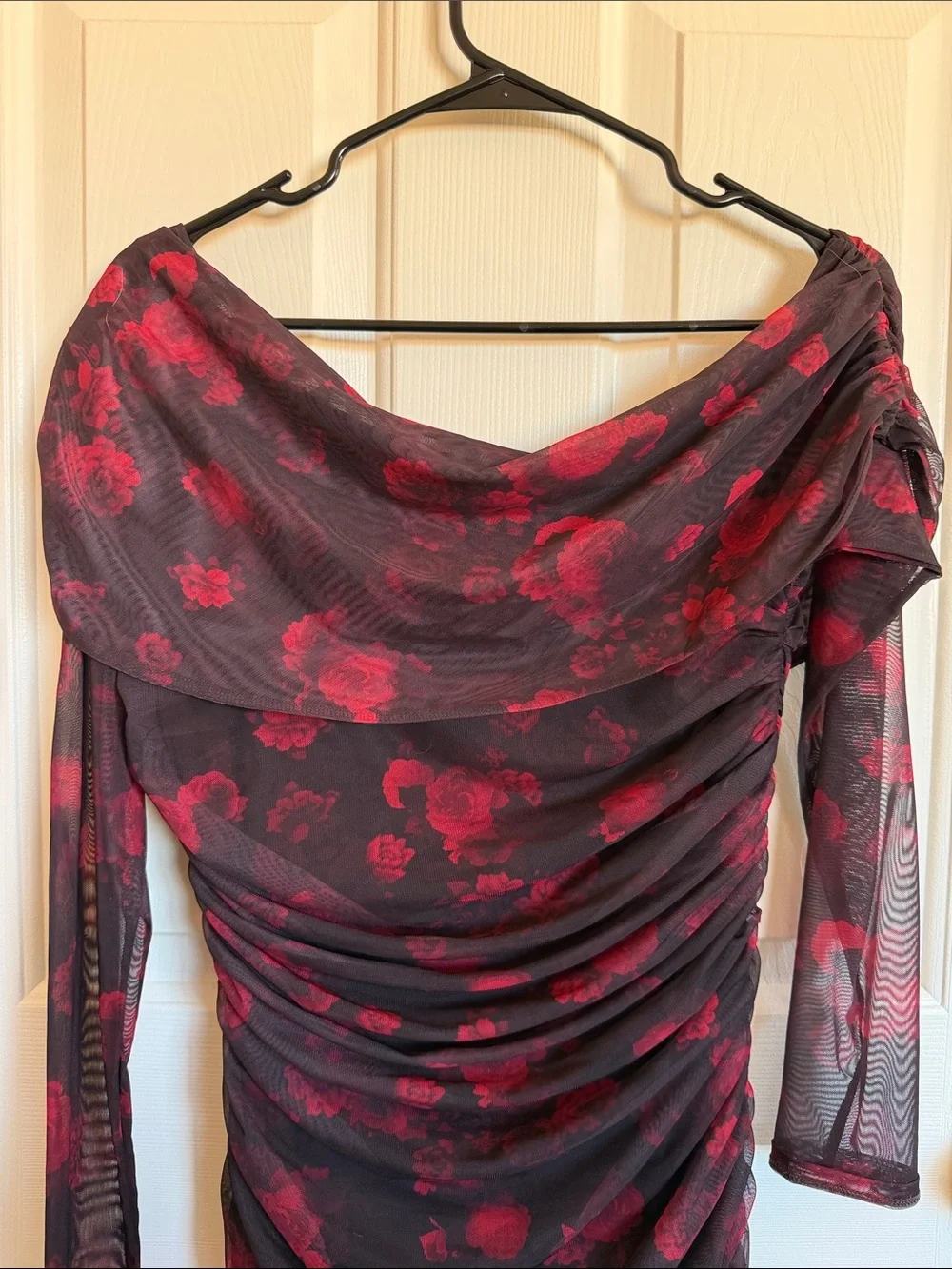 Abercrombie & Fitch Burgundy Floral Ruched Off-Shoulder Long Sleeve Maxi Dress